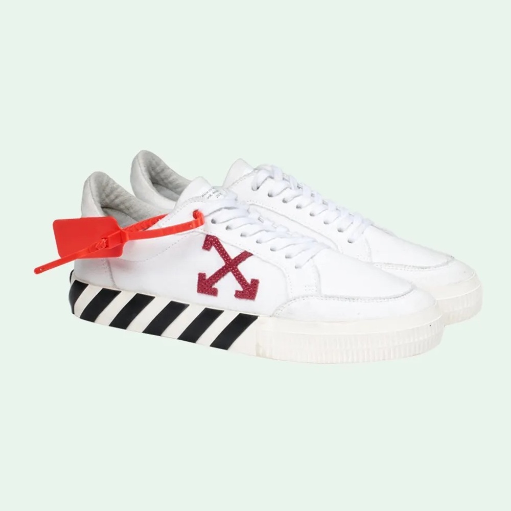 Off-White Canvas Low Vulcanized Sneaker